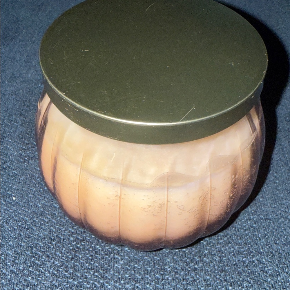 NEW- Opalhouse‎ Wild Hibiscus Sangria Soy Candle
